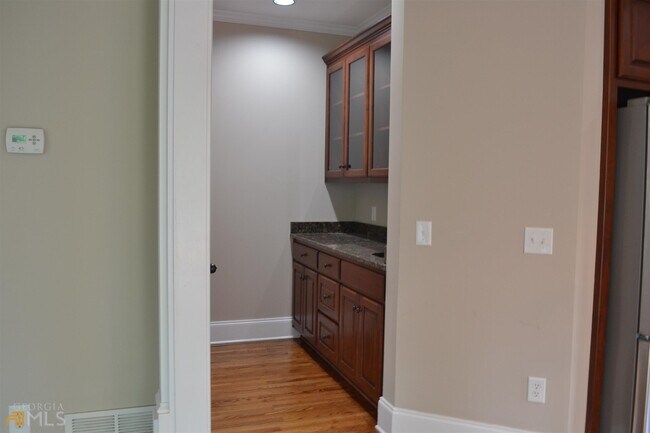 Building Photo - 1450 Ashbury Park Dr NE