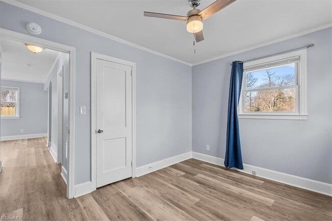 Building Photo - 1101 Hickory Ave