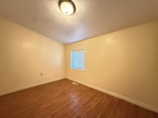 Building Photo - 4816 W 4100 S