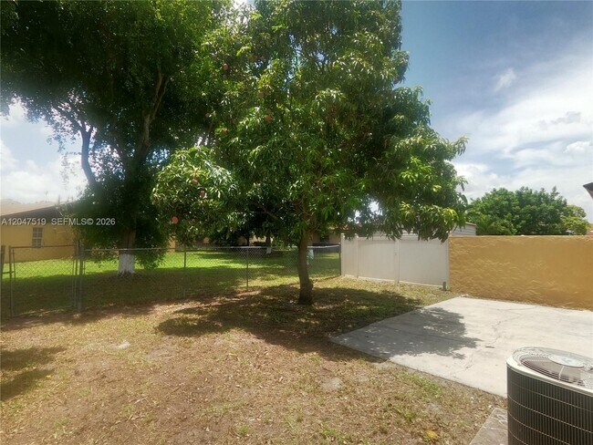 Building Photo - 3060 NW 204th Ln