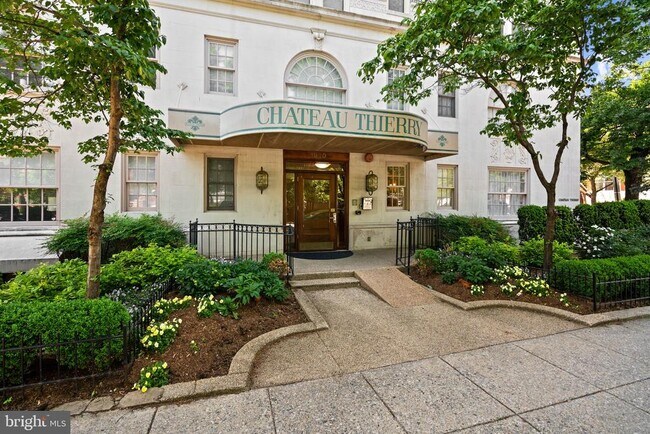 Building Photo - 1920 S St NW