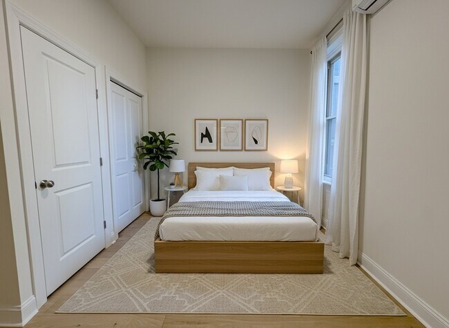 Building Photo - 2039 Green St