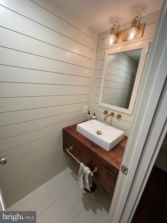 Building Photo - 2314 Wheystone Ct