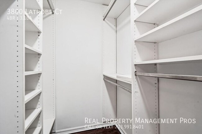 Building Photo - 3800 Latrobe Ct