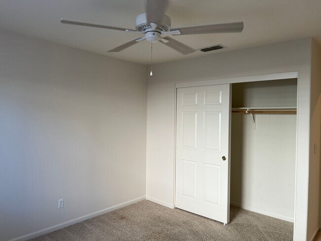 Building Photo - 4501 Waitsfield Cir