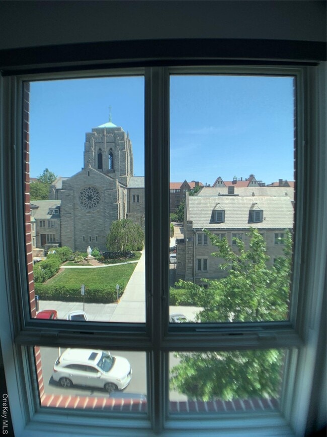 Building Photo - 109-19 72nd Rd