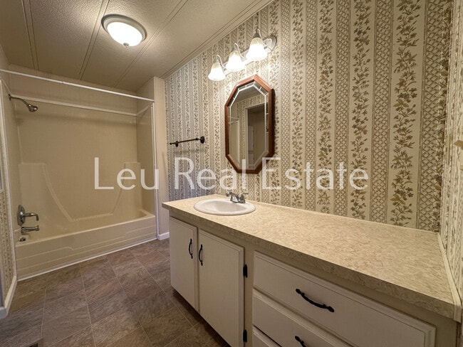 Building Photo - 4700 Mineral Way