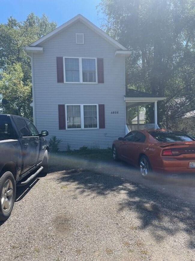 Building Photo - 5808 Outer Dr