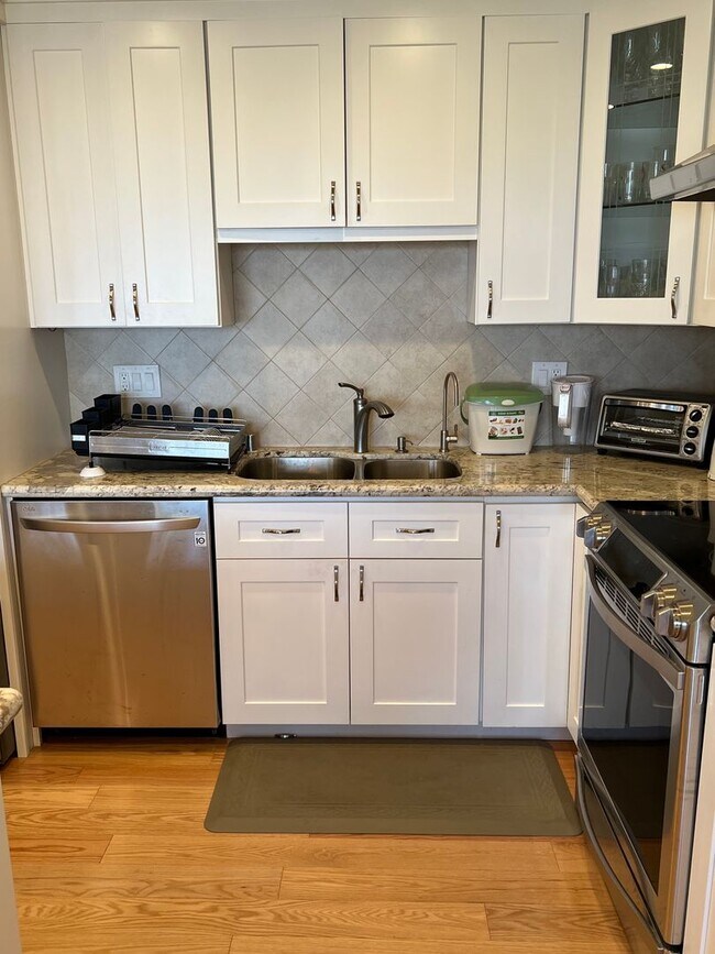 Building Photo - 2740 Ptarmigan Dr