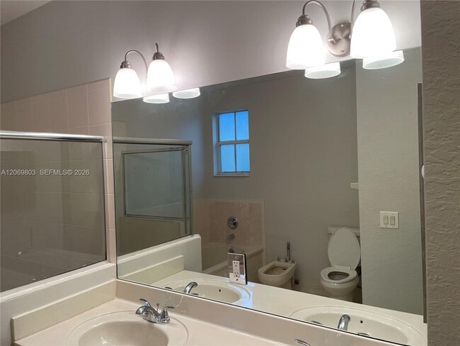 Building Photo - 2296 SW 156th Ct