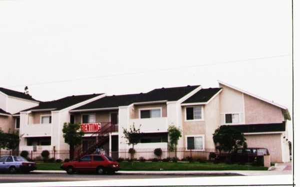 Primary Photo - Lincoln Cove