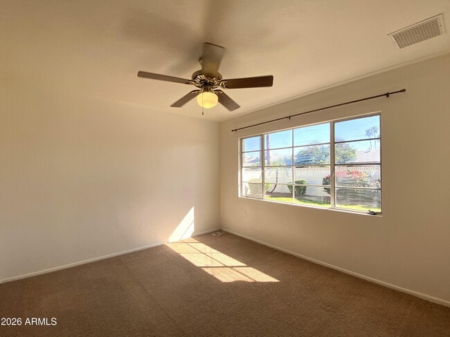 Building Photo - 8215 E Windsor Ave