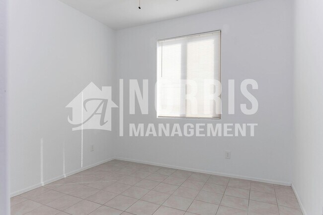 Building Photo - 1619 Jerry Ct