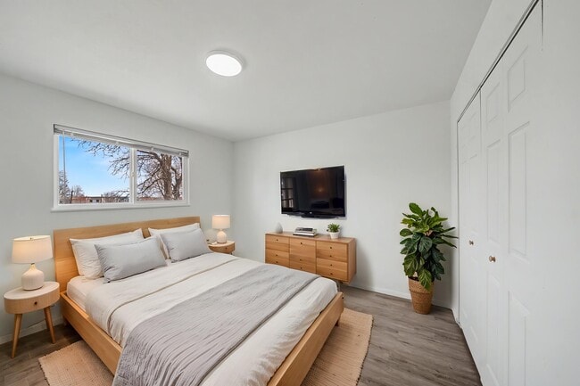 Building Photo - 165 Glenn Pl