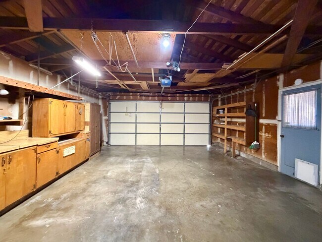 Building Photo - 3 Bedroom 2 Bathroom Single Level Napa Brown's Valley Home