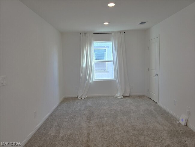 Building Photo - 10382 Arroyo Willow St