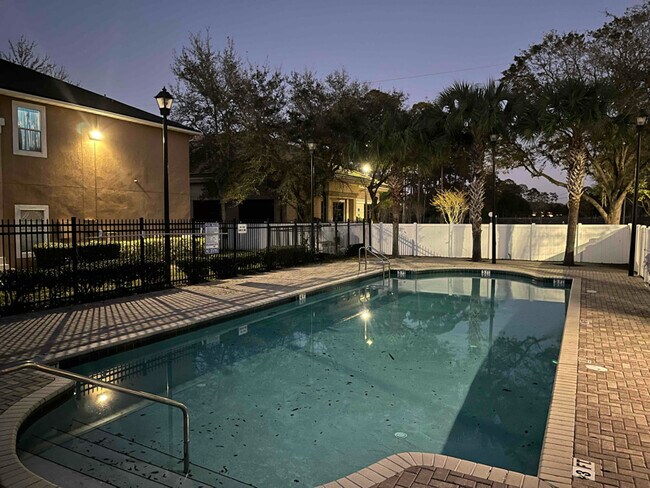 Building Photo - 9536 Armelle Way