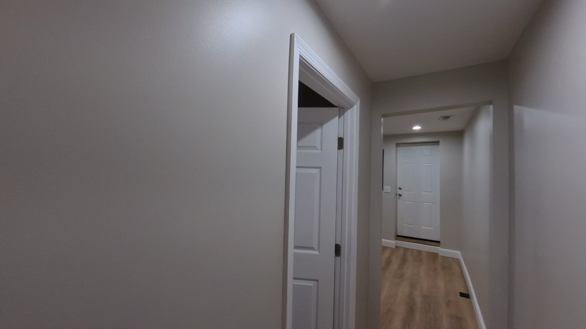 Hallway - 4646 York Rd