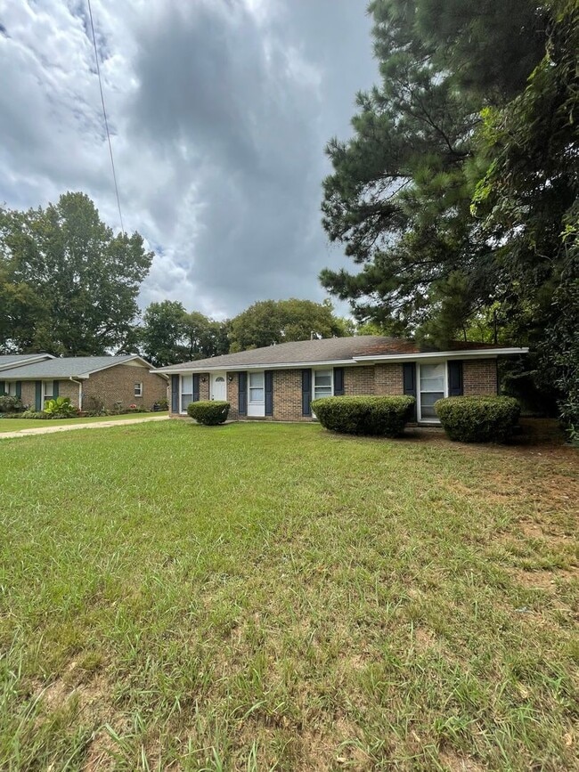 Building Photo - 1224 Zephyr Hills Dr