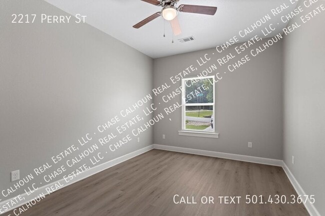 Building Photo - 2217 Perry St