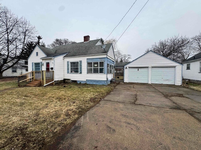 Building Photo - 3315 Webber St