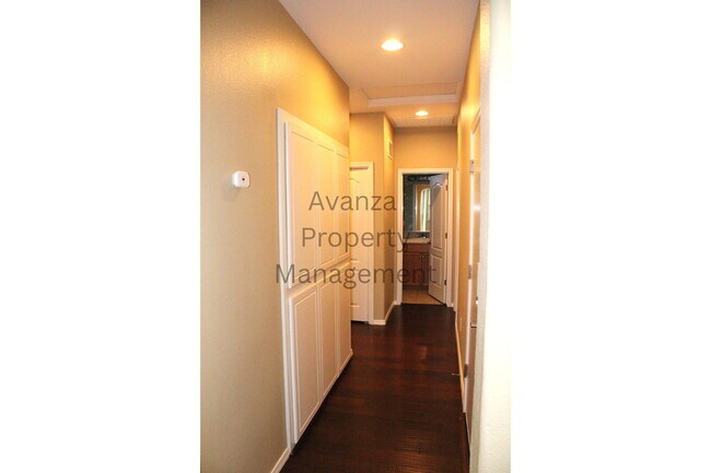 Building Photo - Home for Rent 4071 W. Peach Tree Fresno, CA 93722 Description 3 Bedroom/2 Bath Home in Fresno (Fi...