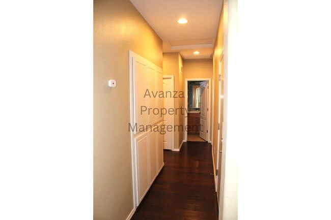 Building Photo - Home for Rent