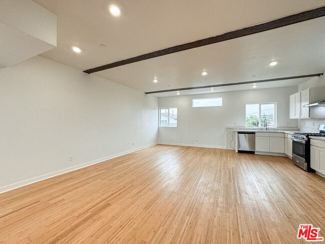 Building Photo - 1411 Tremont St