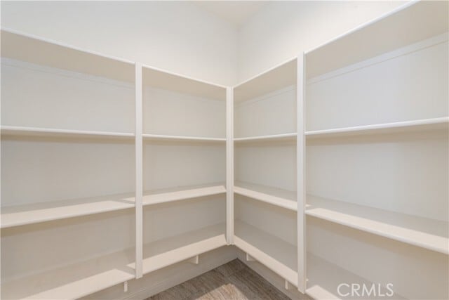 Building Photo - 25 Torosa