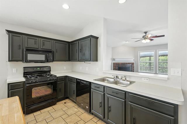 Building Photo - 1056 Breeders Cup Dr