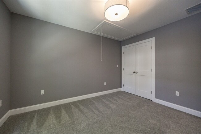 Building Photo - 122 Canal St