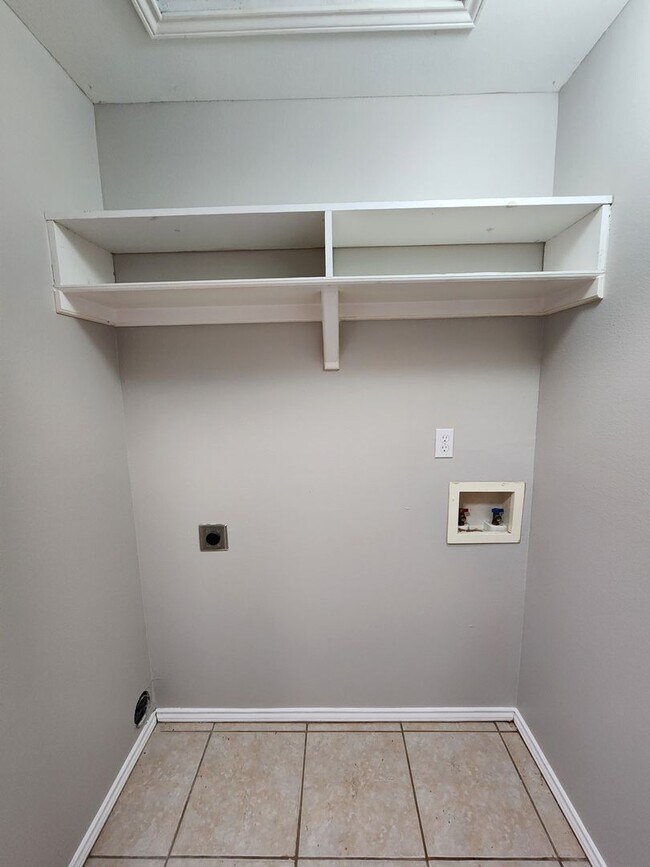 Building Photo - 2525 Chuparosa Ct
