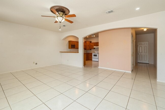 Building Photo - 113 Ramon Cardenas Dr