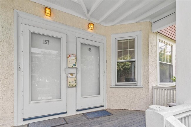 Building Photo - 155 Irving Ave