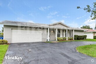 Building Photo - 1708 NW 84th Dr