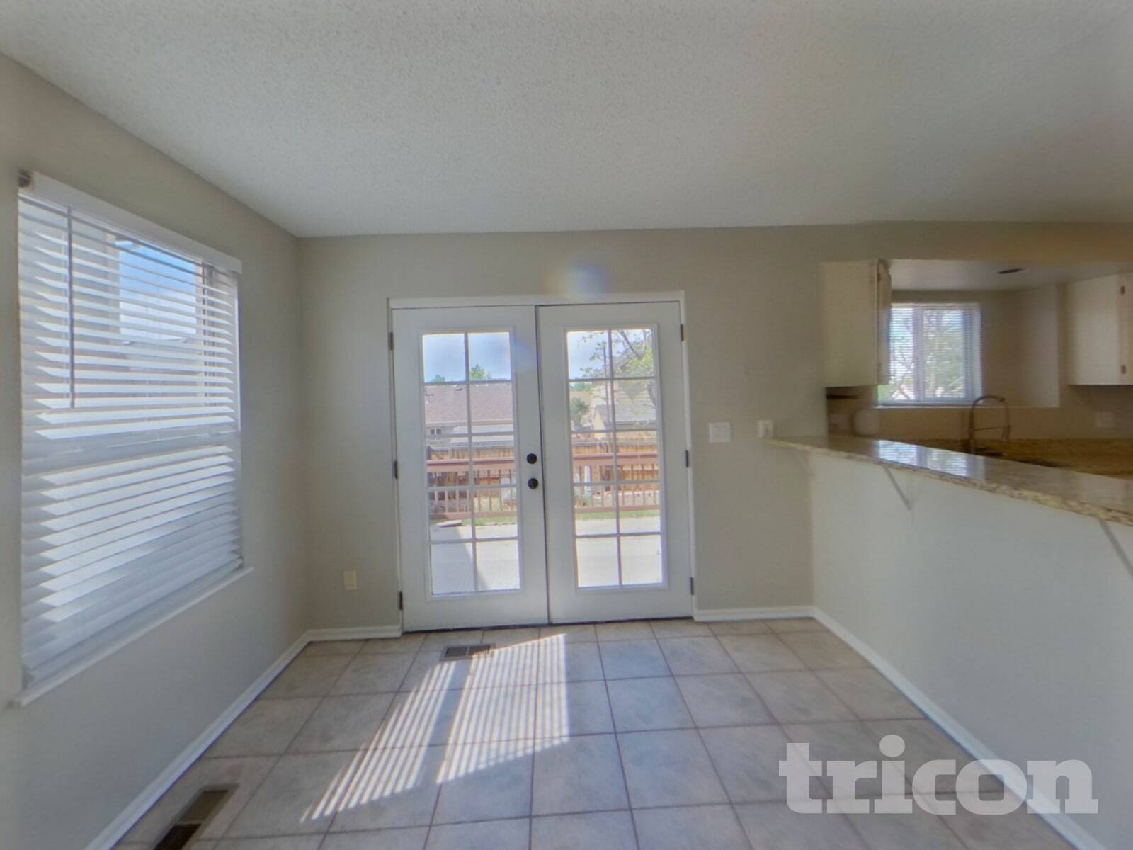 Building Photo - 12155 Monaco Dr