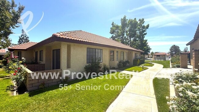 Building Photo - 19240 Cottonwood Dr