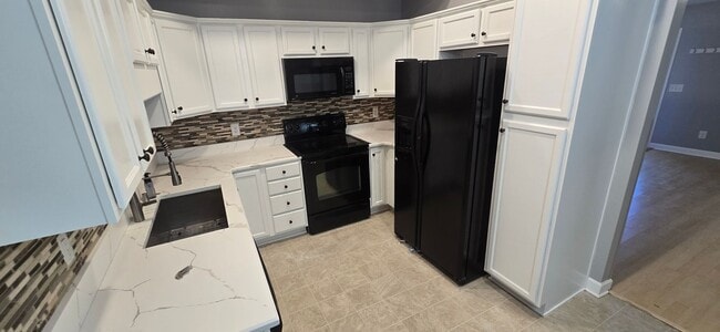 Building Photo - One Level Ranch