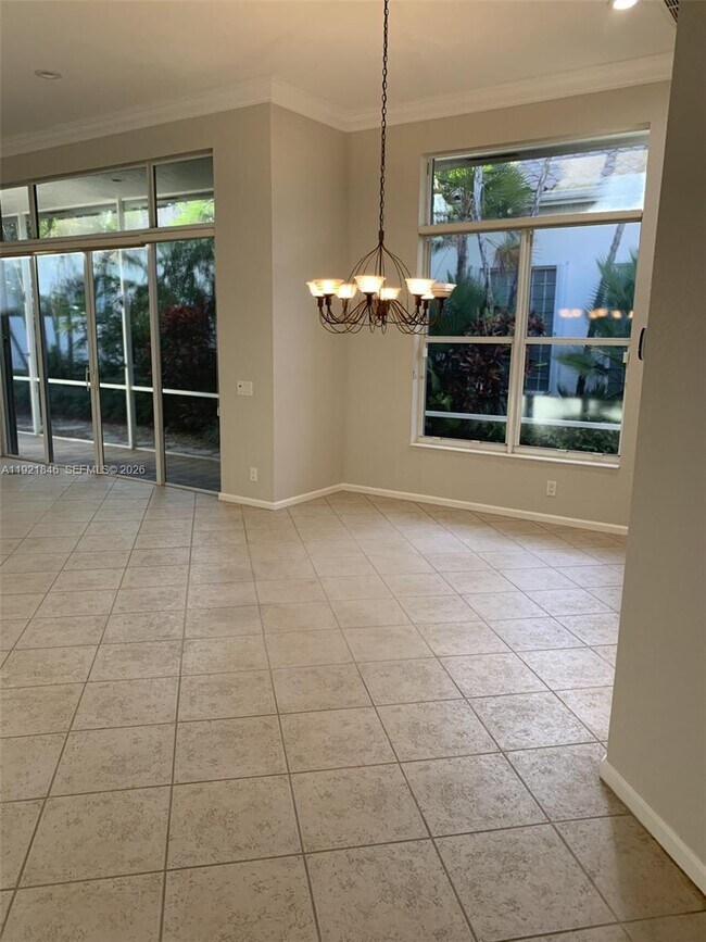 Building Photo - 2518 Bay Pointe Ct