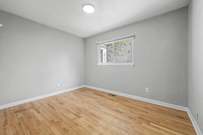 Building Photo - 2910 S Delaware St