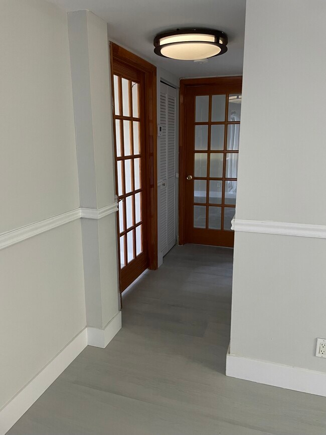 Building Photo - 5276 Buckhead Cir