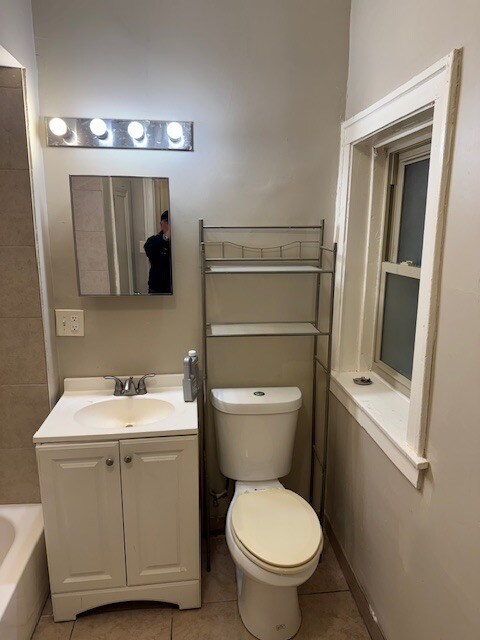 Building Photo - 4855 W Cortez St