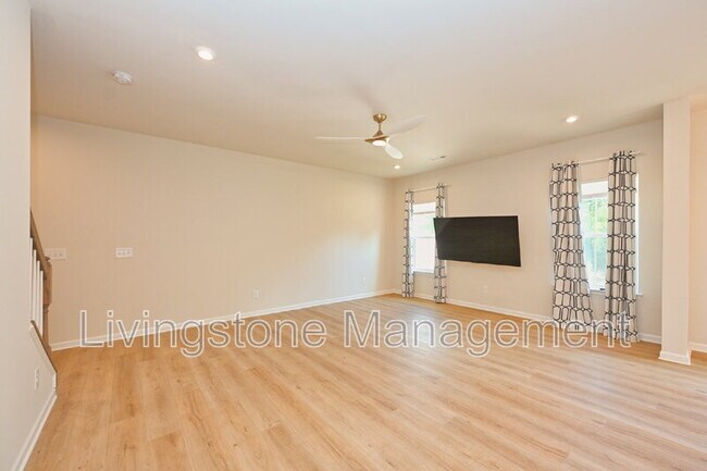 Building Photo - 1472 Carderock Springs Dr