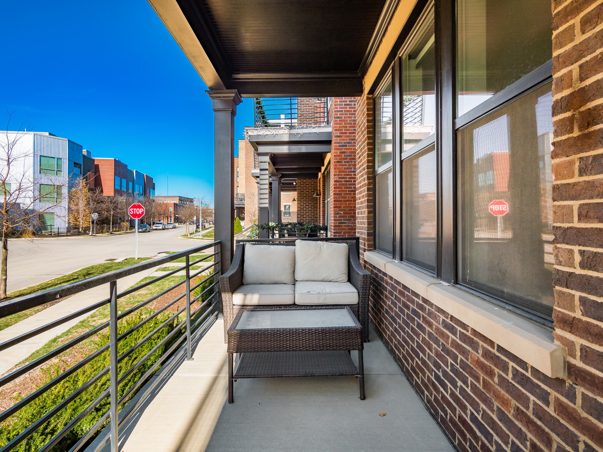 Building Photo - 766 N 6th St