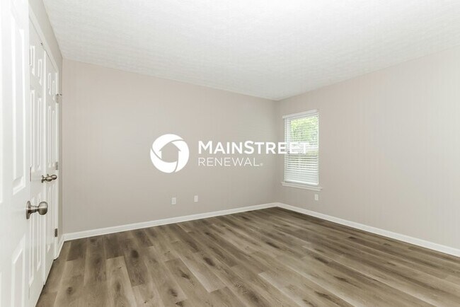 Building Photo - 3 Bedroom Pet-Friendly Home in LOUISVILLE,...