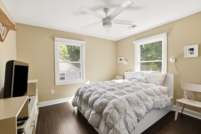 Building Photo - COMING SOON! Fully Furnished 2-Bedroom Home Near Charlotte’s Top Attractions