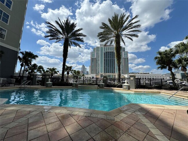 Building Photo - 700 S Harbour Island Blvd