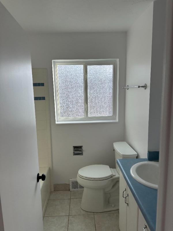 Building Photo - 3540 Christine St