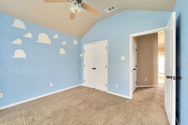 Building Photo - 2103 Coy Dr
