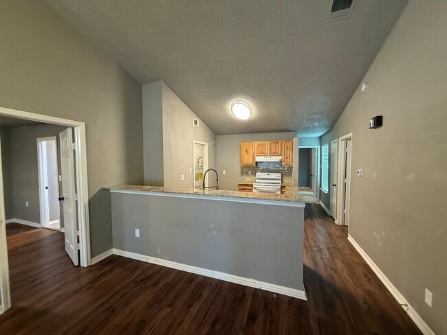Building Photo - 3 bedroom 2 bathroom house in 76137